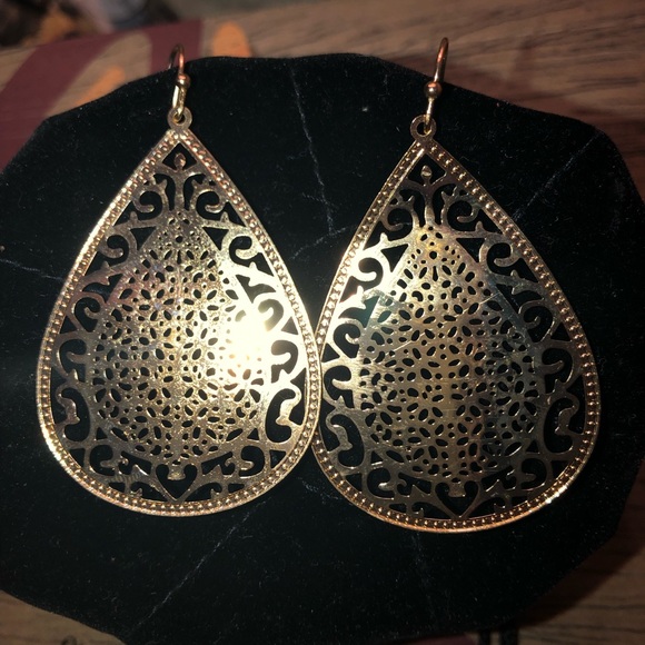 Ratings - Picture 4 of 8